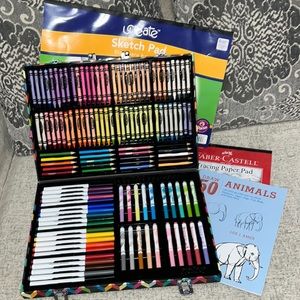 Crayola Assorted Zigzag Inspiration Art Case, 140 Piece, Art Set for Kids